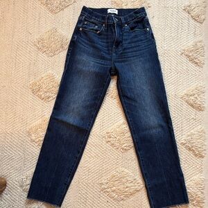 Straight leg Pistola Jeans dark wash size 25